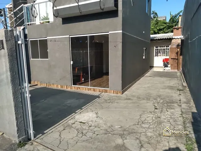 Casa com 140m² 3 quartos e 3 banheiros, à venda, no bairro Sítio Cercado em Curitiba