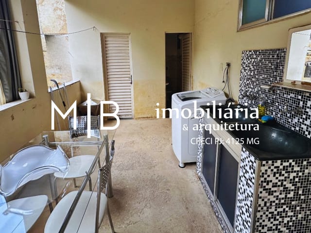 Casa 5 quartos e 3 banheiros, à venda, no bairro BEIRA RIO em CATAGUASES