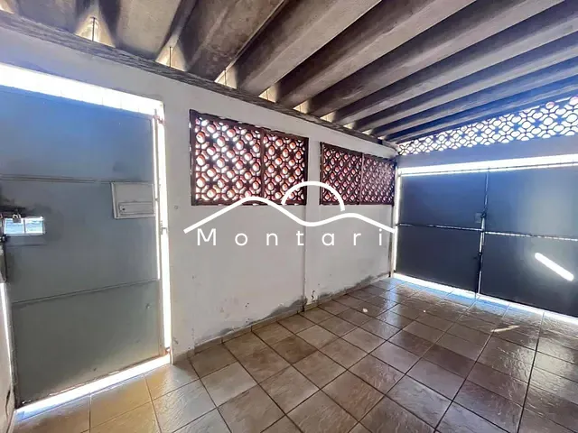 Casa 3 quartos e 2 banheiros, à venda, no bairro Paraíso em Resende