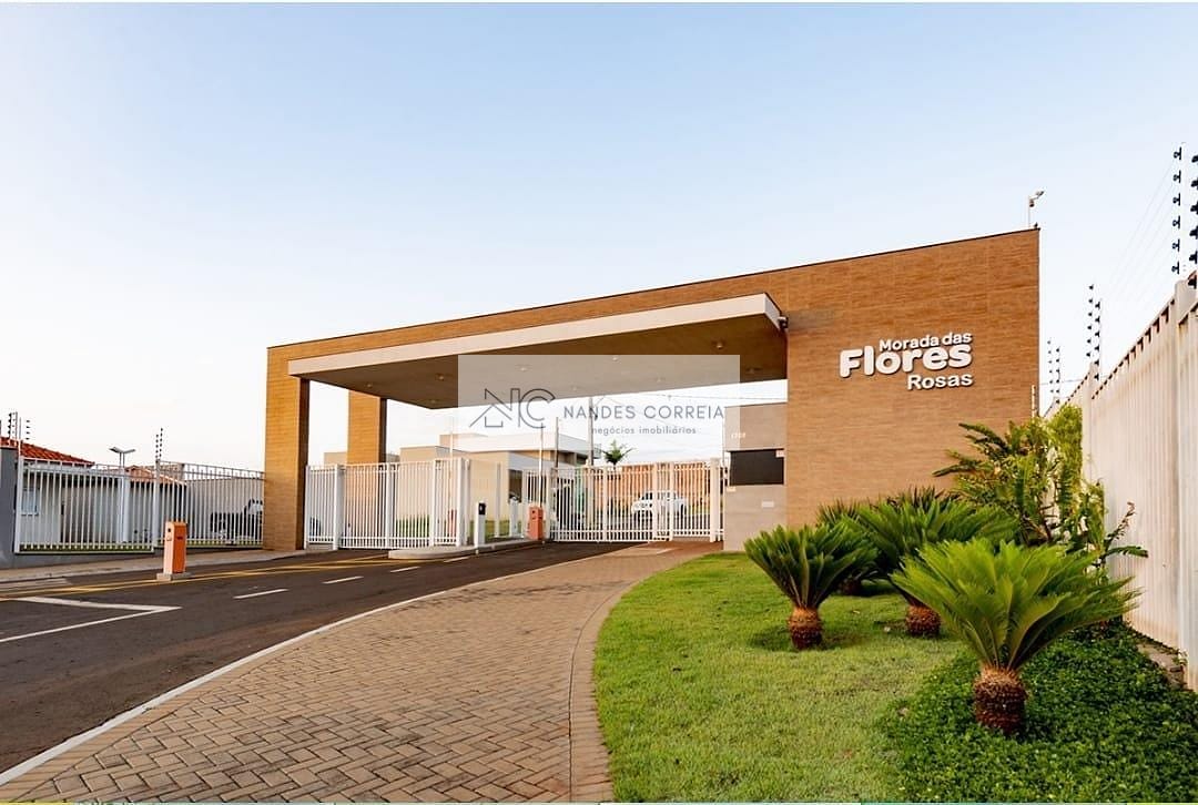 Casa à venda com 3 quartos, 129m² - Foto 1