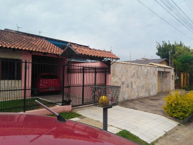 Casa com 300m² 3 quartos e 3 banheiros, à venda, no bairro Jardim dos Lagos em Guaíba