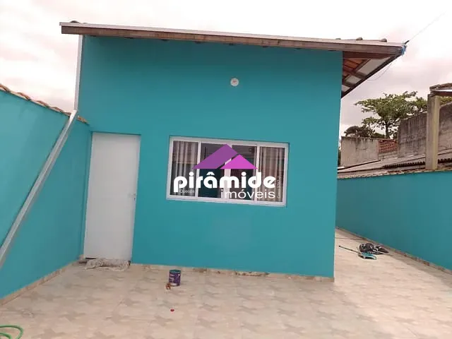 Casa 2 quartos e 2 banheiros, à venda, no bairro Jardim das Gaivotas em Caraguatatuba