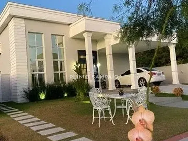Casa com 466m² 3 quartos e 4 banheiros, à venda, no bairro Jacuhy em Serra