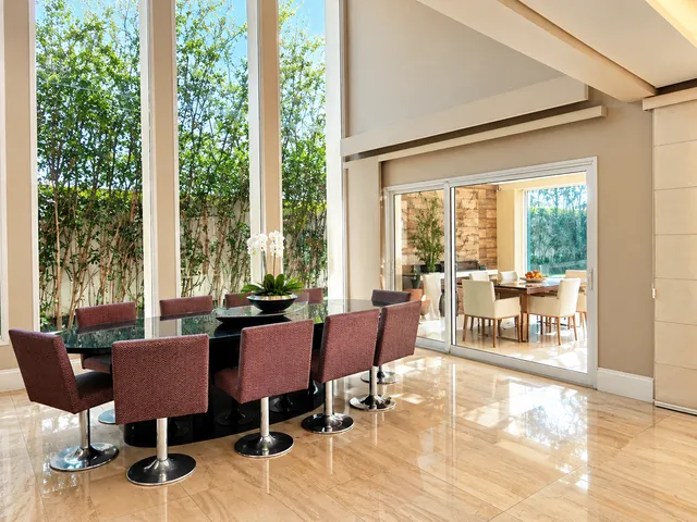Casa com 2500m² 4 quartos e 6 banheiros, à venda, no bairro Setor de Mansões Dom Bosco (Lago Sul) em Brasília