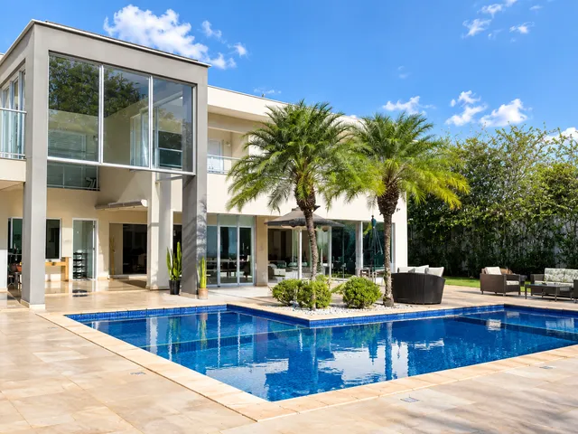Casa com 2500m² 4 quartos e 6 banheiros, à venda, no bairro Setor de Mansões Dom Bosco (Lago Sul) em Brasília