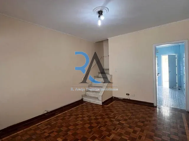 Casa 2 quartos e 2 banheiros, à venda, no bairro Vila Regente Feijó em São Paulo
