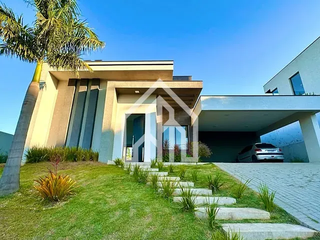 Casa com 800m² 3 quartos e 3 banheiros, à venda, no bairro Condomínio Residencial Shamballa III em Atibaia