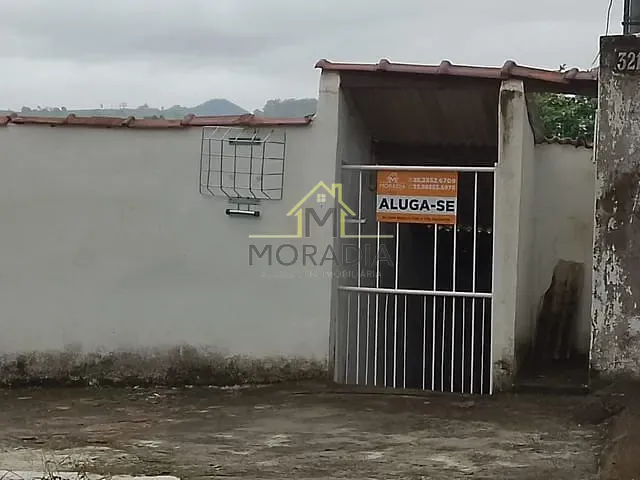 Casa com 250m² 1 quarto e 1 banheiro, para alugar, no bairro Nova Guaxupé em Guaxupé