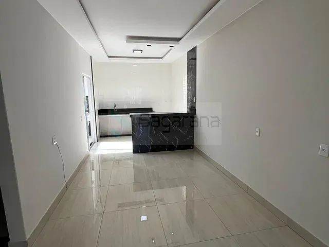 Casa 2 quartos e 1 banheiro, à venda, no bairro Dona Diva em Patrocínio