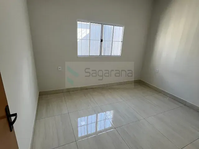 Casa 2 quartos e 1 banheiro, à venda, no bairro Dona Diva em Patrocínio