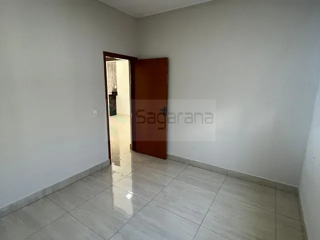 Casa 2 quartos e 1 banheiro, à venda, no bairro Dona Diva em Patrocínio