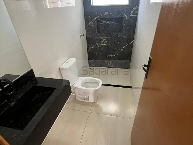 Casa 2 quartos e 1 banheiro, à venda, no bairro Dona Diva em Patrocínio