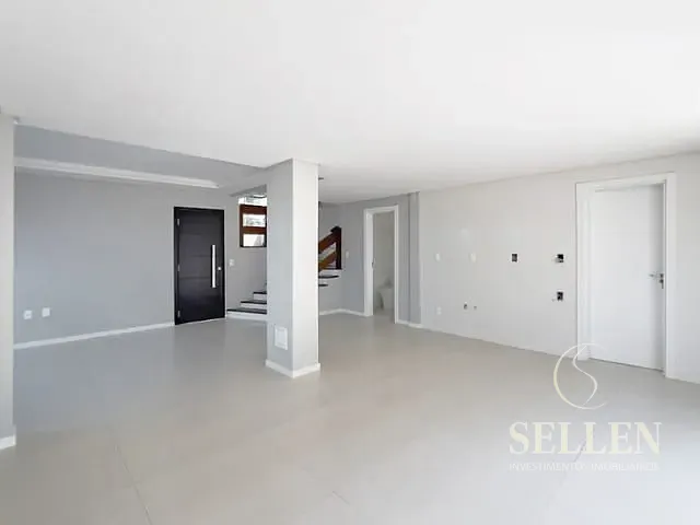 Casa 4 quartos e 3 banheiros, à venda, no bairro Dom Bosco em Itajaí