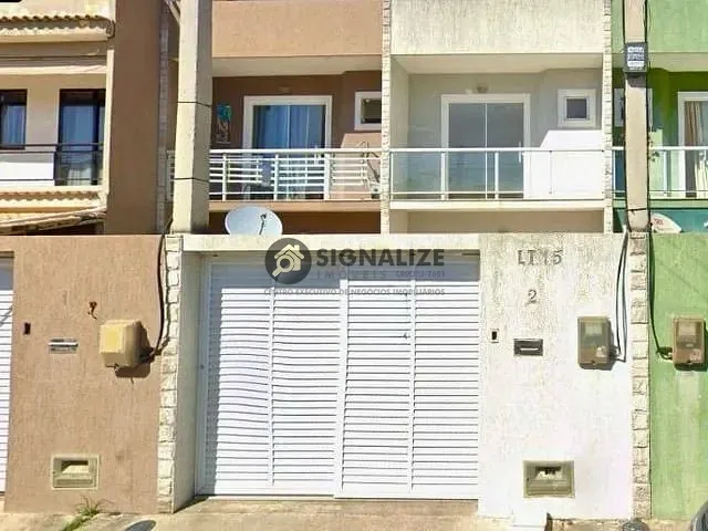 Casa 2 quartos e 3 banheiros, à venda, no bairro Peró em Cabo Frio