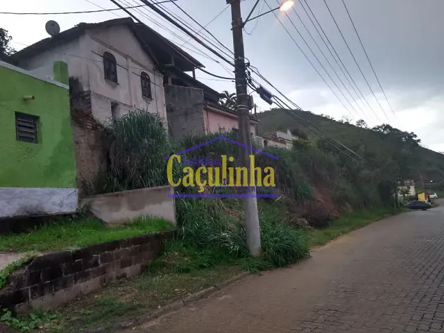Casa com 1m² 3 quartos e 1 banheiro, à venda ou para alugar, no bairro Vargem Grande em Barra do Piraí