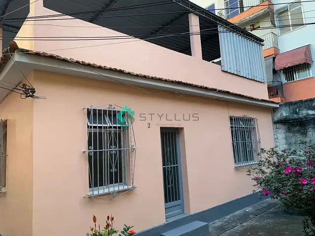 Casa com 64m² 2 quartos e 1 banheiro, para alugar, no bairro Todos os Santos em Rio de Janeiro