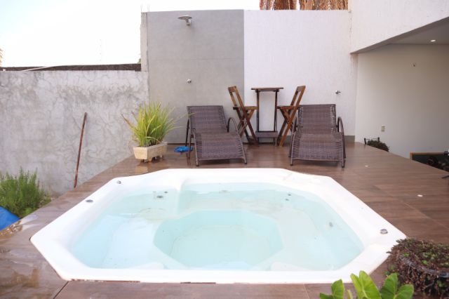 Casa com 400m² 4 quartos e 3 banheiros, à venda ou para alugar, no bairro Ponte Alta Norte (Gama) em Brasília