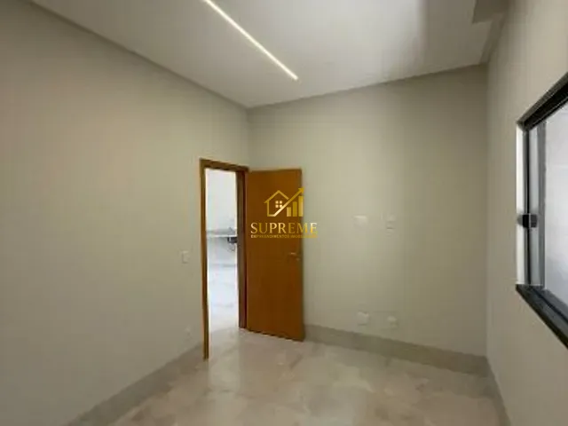 Casa 2 quartos e 2 banheiros, à venda, no bairro Residencial Vieira em Trindade
