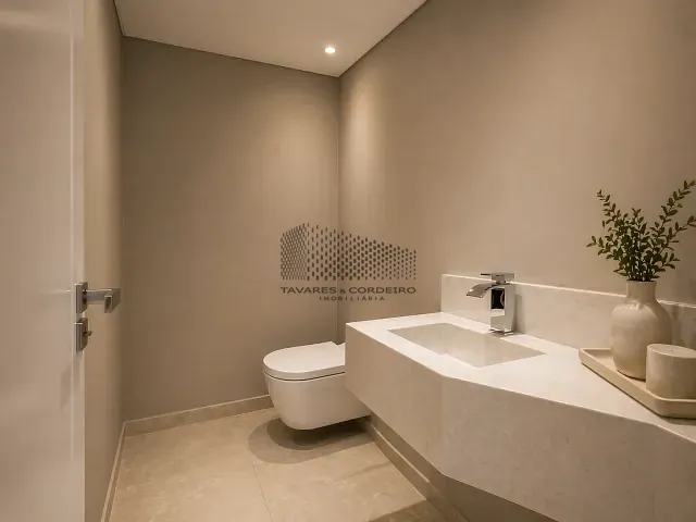 Casa com 205m² 3 quartos e 4 banheiros, à venda, no bairro Santa Felicidade em Curitiba