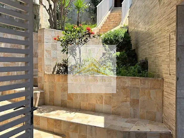 Casa com 300m² 2 quartos e 3 banheiros, à venda, no bairro Parque São Lucas em São Paulo