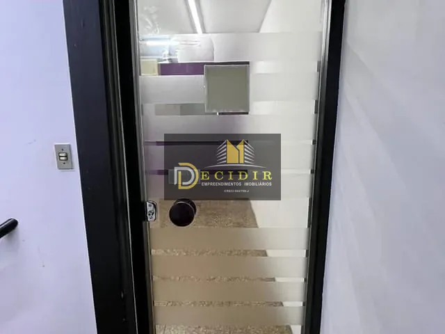 Casa com 250m², para alugar, no bairro Jardim Anália Franco em São Paulo