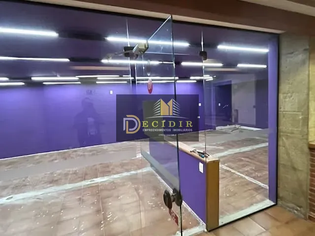 Casa com 250m², para alugar, no bairro Jardim Anália Franco em São Paulo