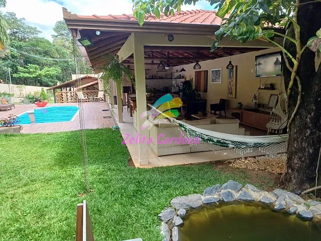 Casa com 2100m² 4 quartos e 6 banheiros, à venda, no bairro Condomínio Vale do Ouro em Ribeirão das Neves