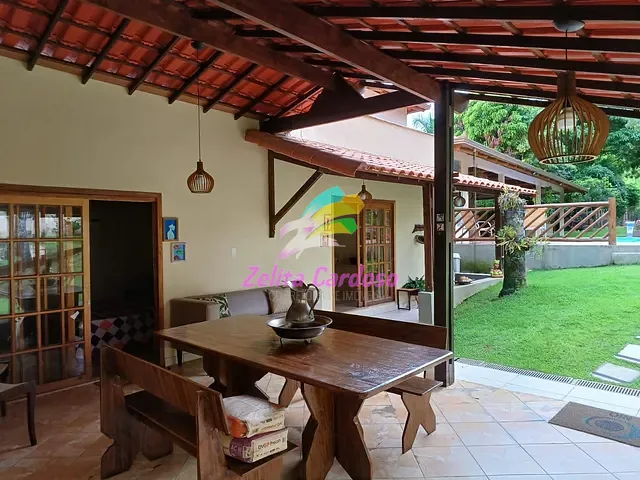 Casa com 2100m² 4 quartos e 6 banheiros, à venda, no bairro Condomínio Vale do Ouro em Ribeirão das Neves