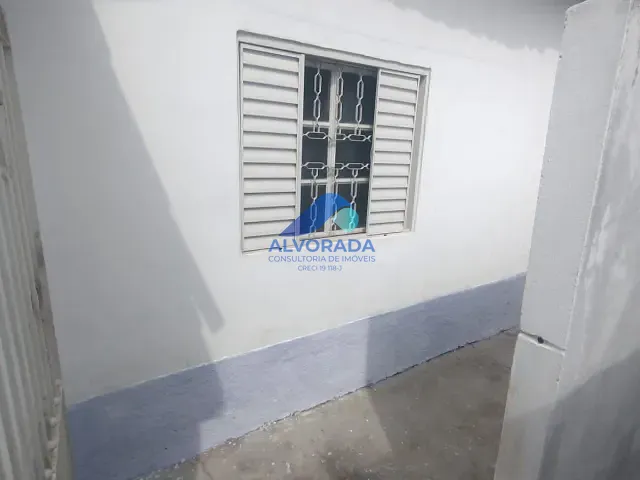 Casa com 150m² 1 quarto e 1 banheiro, para alugar, no bairro Monte Castelo em São José dos Campos