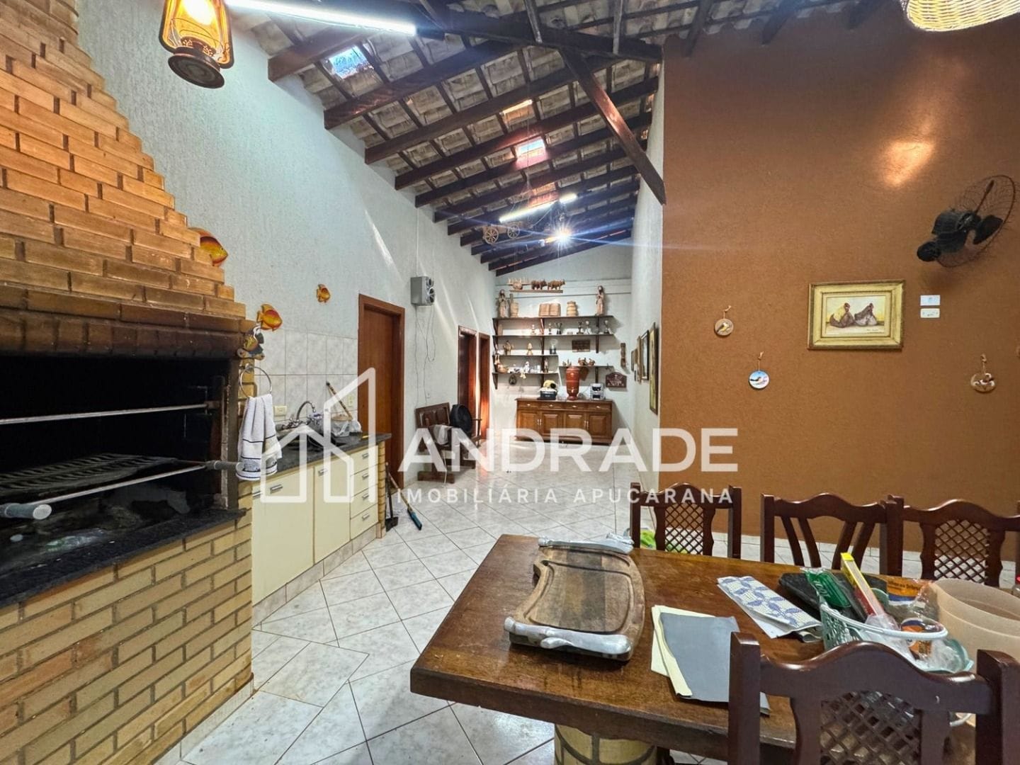 Casa à venda com 3 quartos, 241m² - Foto 7