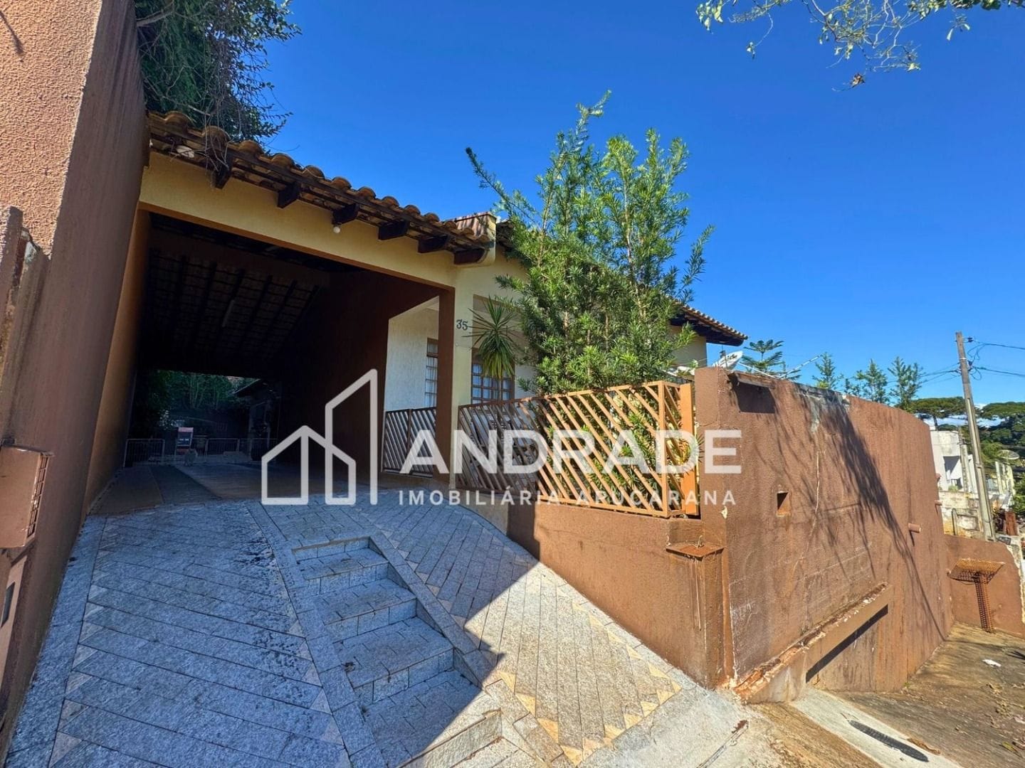 Casa à venda com 3 quartos, 241m² - Foto 5