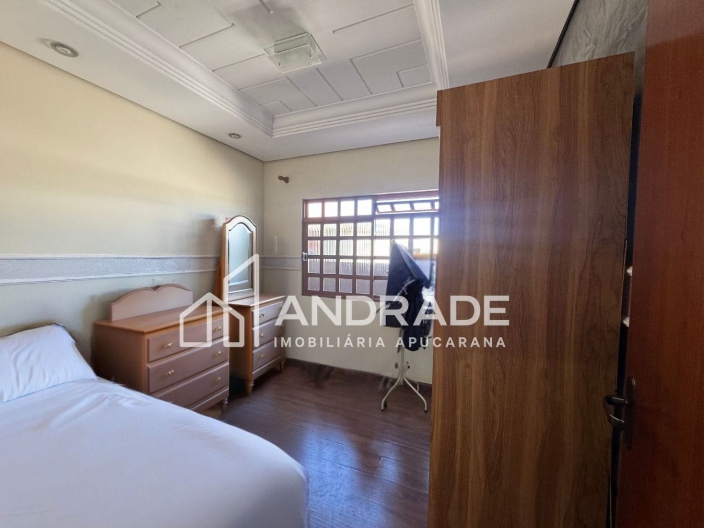 Casa à venda com 3 quartos, 241m² - Foto 20