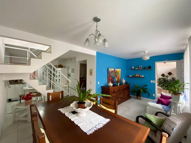 Casa 4 quartos e 3 banheiros, à venda, no bairro Braga em Cabo Frio