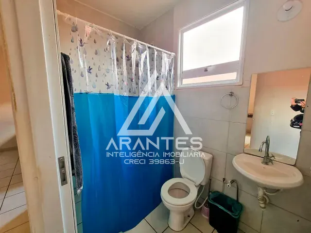 Casa 2 quartos e 1 banheiro, à venda, no bairro Conjunto Habitacional Vida Nova em Barretos