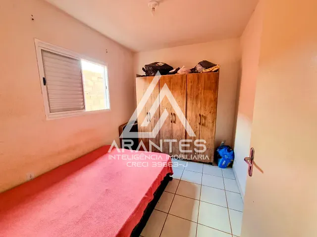 Casa 2 quartos e 1 banheiro, à venda, no bairro Conjunto Habitacional Vida Nova em Barretos