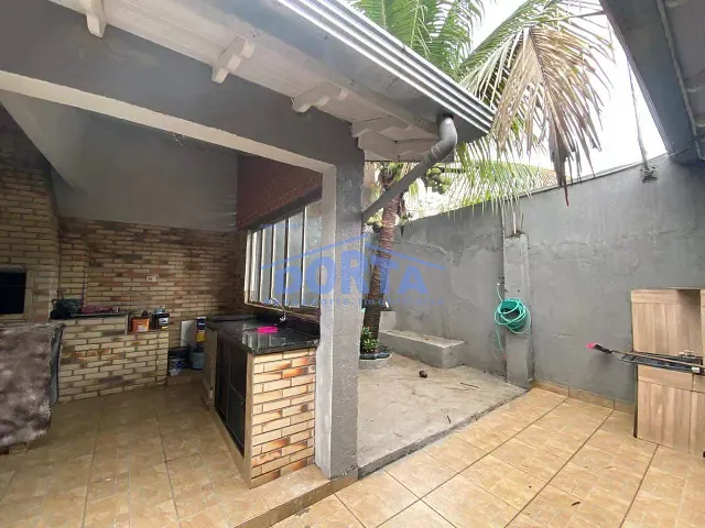 Casa com 194m² 3 quartos e 2 banheiros, para alugar, no bairro Ipê em Foz do Iguaçu