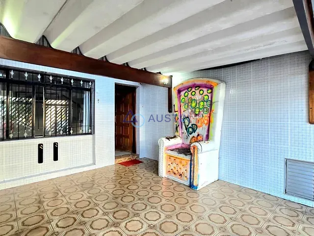 Casa com 130m² 3 quartos e 2 banheiros, à venda, no bairro Pinheiros em São Paulo
