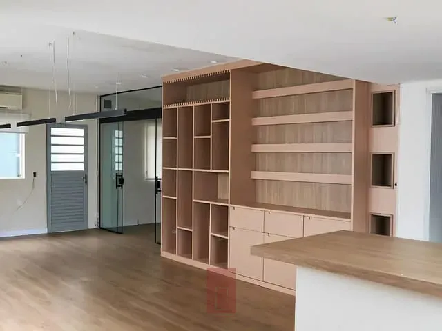 Casa com 320m², para alugar, no bairro Sumaré em São Paulo
