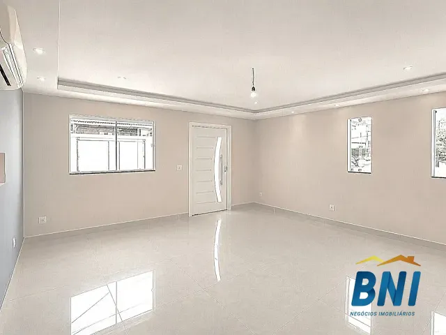 Casa 3 quartos e 4 banheiros, à venda, no bairro Anil em Rio de Janeiro