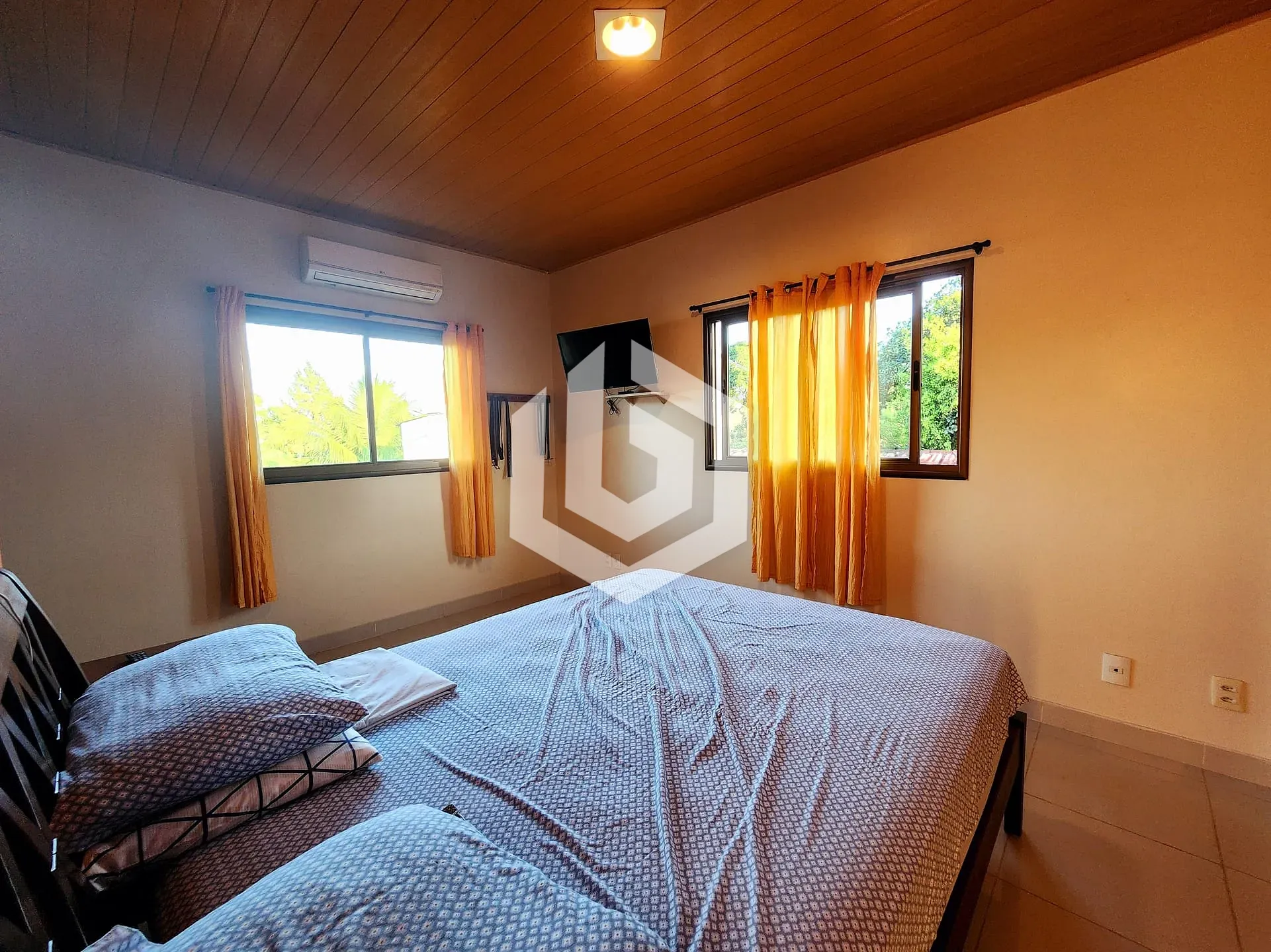 Casa, 2 quartos, 240 m² - Foto 27