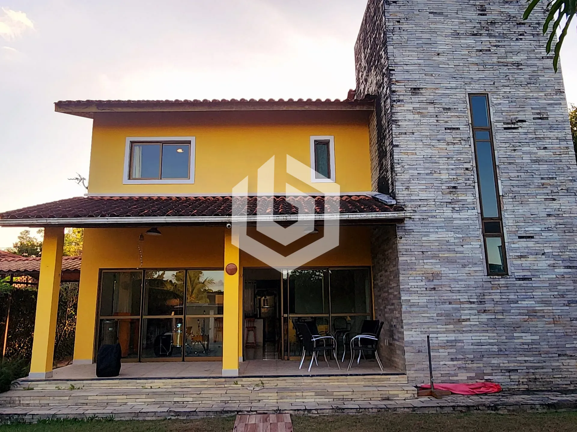 Casa, 2 quartos, 240 m² - Foto 1