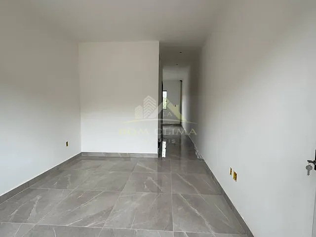 Casa 2 quartos e 2 banheiros, à venda, no bairro Parque Independência III em Juiz de Fora