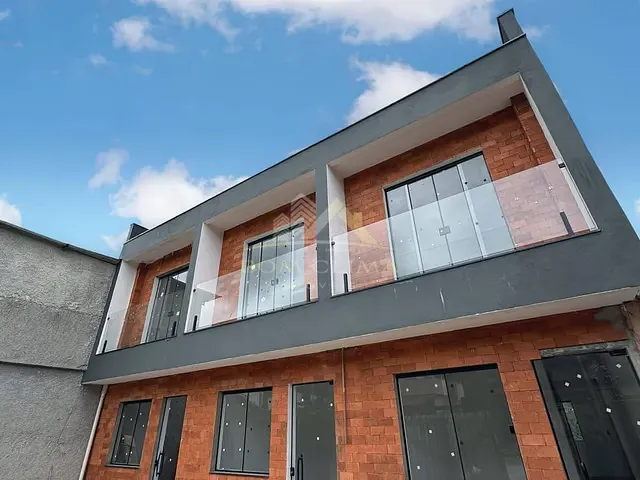 Casa 2 quartos e 2 banheiros, à venda, no bairro Parque Independência III em Juiz de Fora