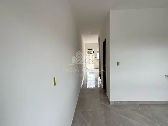 Casa 2 quartos e 2 banheiros, à venda, no bairro Parque Independência III em Juiz de Fora