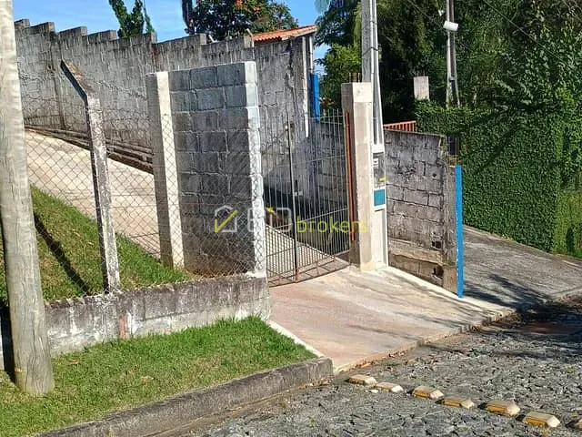 Casa com 1233m² 2 quartos e 2 banheiros, à venda, no bairro Lambari em Guararema