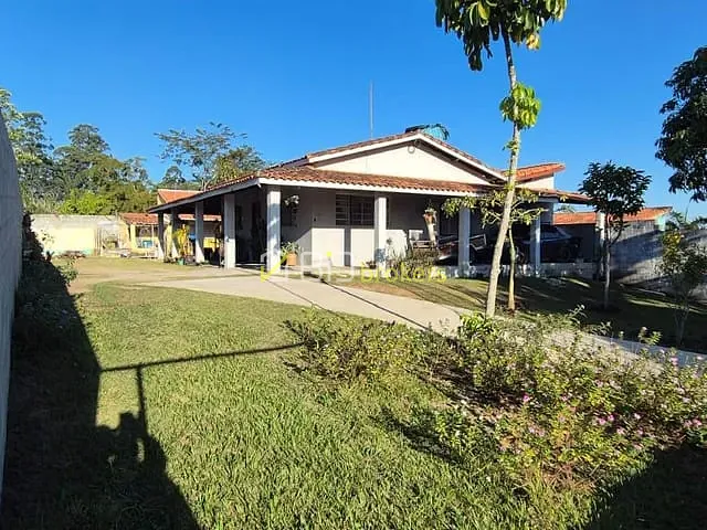 Casa com 1233m² 2 quartos e 2 banheiros, à venda, no bairro Lambari em Guararema