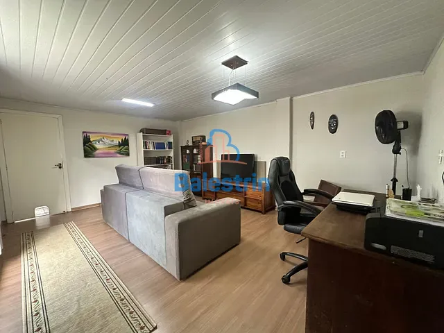 Casa 3 quartos e 1 banheiro, à venda, no bairro Jardim das Hortências em Fraiburgo