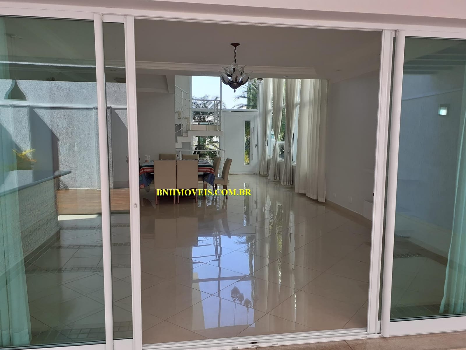 Casa, 4 quartos, 384 m² - Foto 2