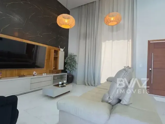 Casa com 425m² 3 quartos e 3 banheiros, à venda, no bairro Ogiva em Cabo Frio