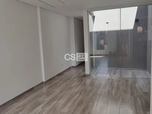 Casa com 149m² 3 quartos e 3 banheiros, à venda, no bairro Califórnia em Londrina